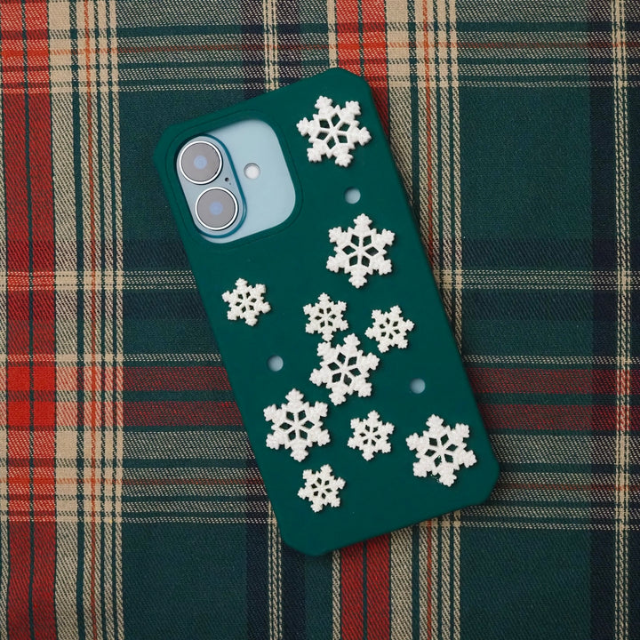 snowy wonderland charms